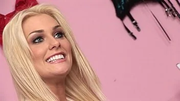 Thumbnail do vídeo: Natasha Marley - Epic